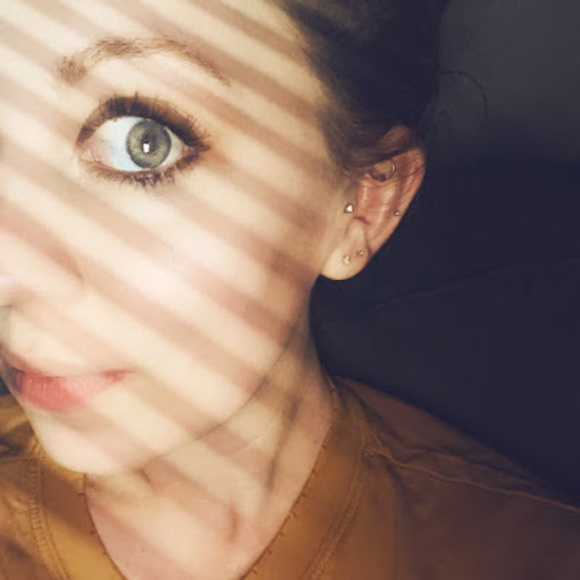 Meet your Posher, Samantha - Picture 1 of 1